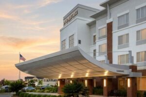 DoubleTree Hotel Savannah Airport