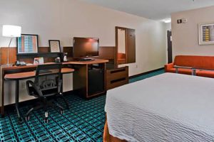 Fairfield Inn and Suites Savannah Airport bedroom 2